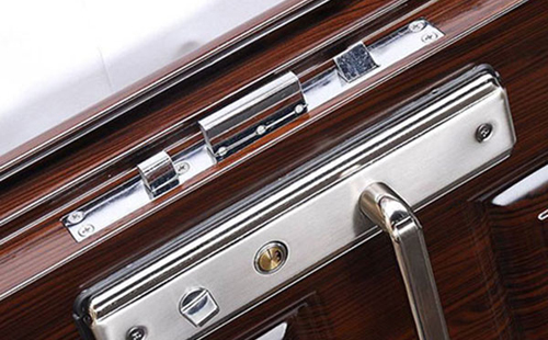 白银24小时上门开锁公司